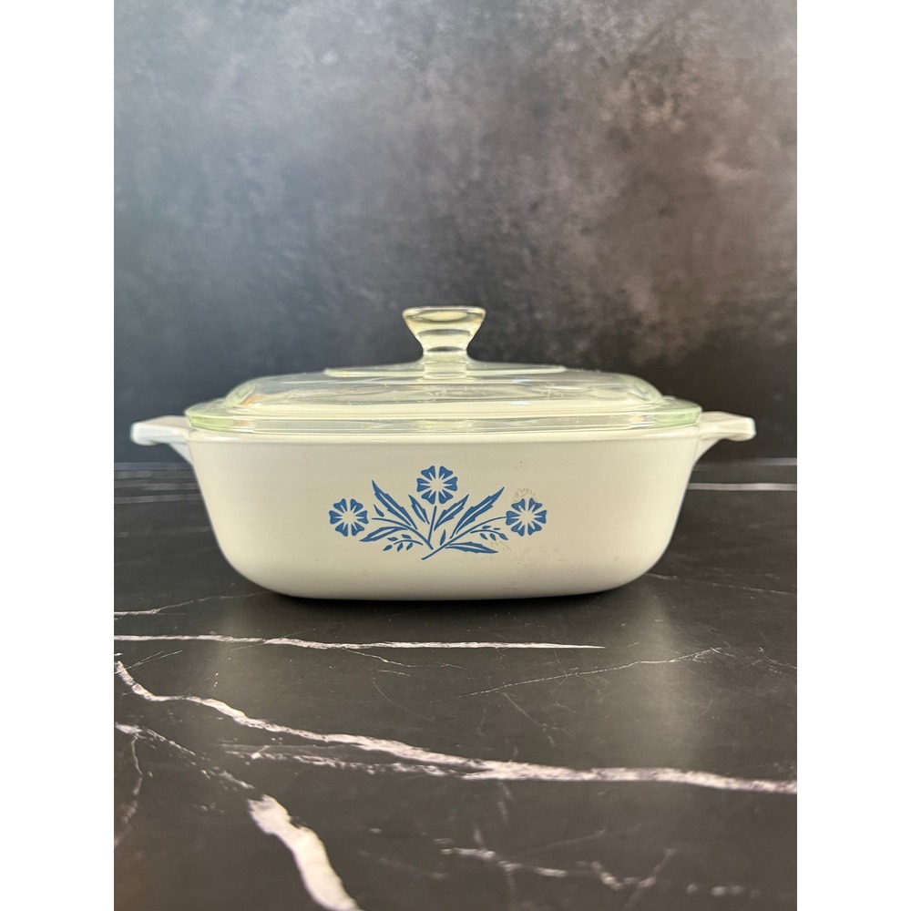 Vintage Corningware 1QT P-1-B Blue Cornflower Casserole Dish with Glass Lid